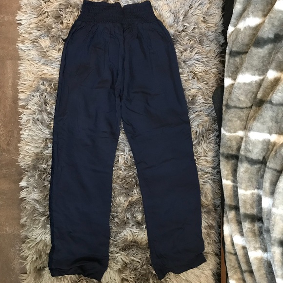 High waisted Pants - Picture 2 of 3